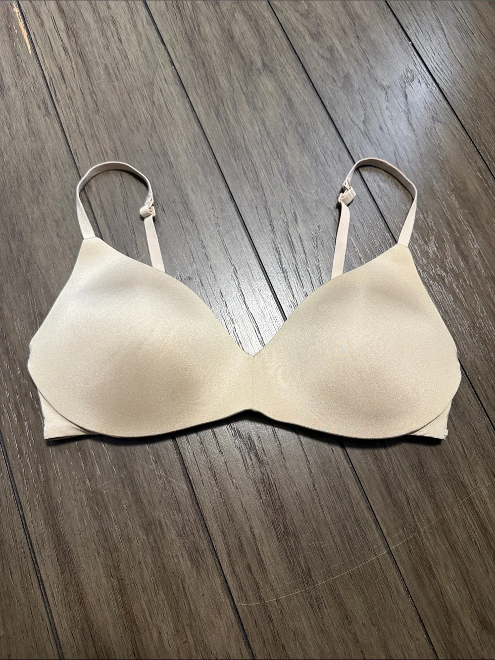 Skims Wireless Form T Shirt Bra Color Clay Size 38C